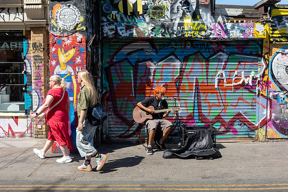 Busker, Brick Lane, London