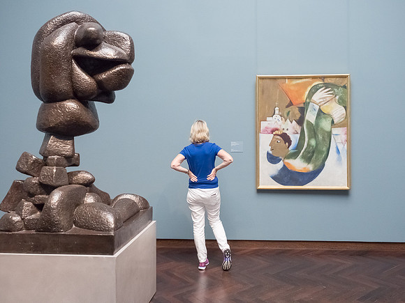 Woman as Sculpture, Städel Museum, Frankfurt, Germany