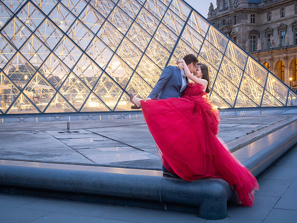 Wedding Portrait, Louvre Pyramid, Paris